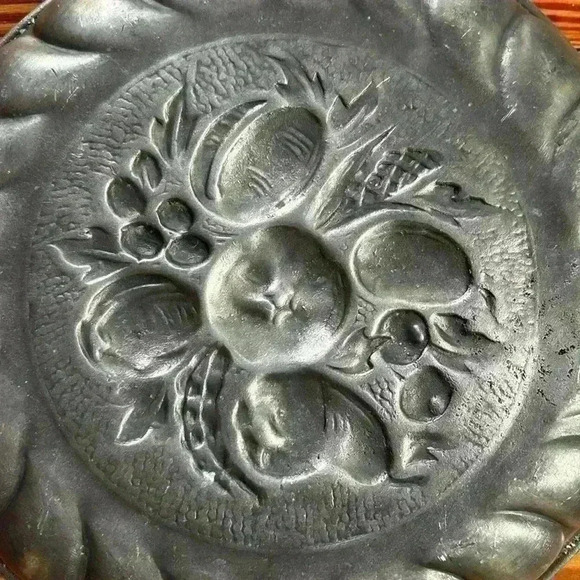 Pewter Fruit Plate Repousse Reproduction From 18th Century...Vintage - Picture 5 of 7